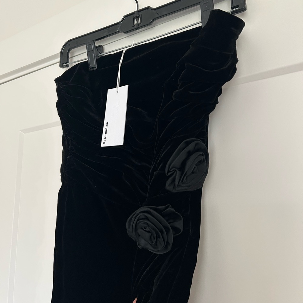 NWT Reformation Lanesia Velvet Dress - Picture 4 of 7